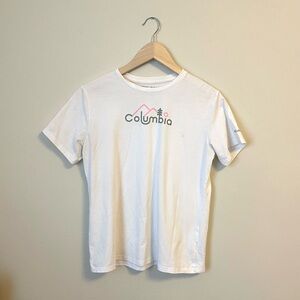 Columbia Graphic Logo Tee | White Outdoorsy Hiking Athleisure T-Shirt | Size M